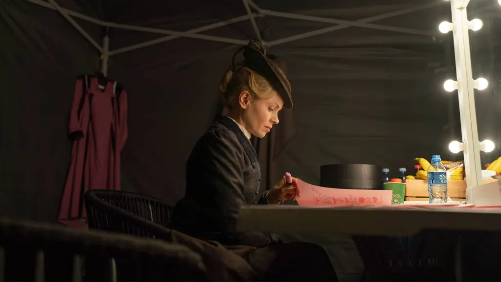 Behind the scenes of Miss Scarlet on MASTERPIECE on PBS